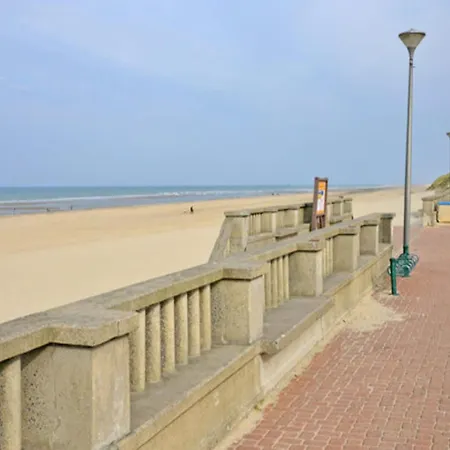 Apartment Plaza 2011 With Beautiful Side Sea View *