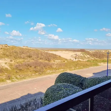 Apartment Plaza 2011 With Beautiful Side Sea View Oostduinkerke