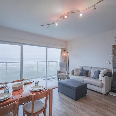 Apartment Plaza 2011 With Beautiful Side Sea View