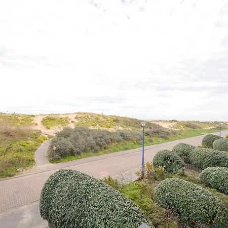 Apartment Plaza 2011 With Beautiful Side Sea View Oostduinkerke