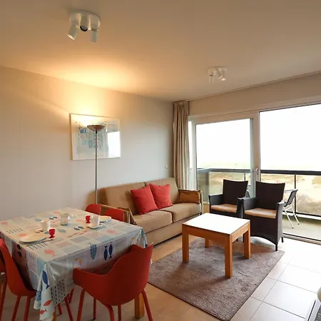 Apartment Plaza 2011 With Beautiful Side Sea View